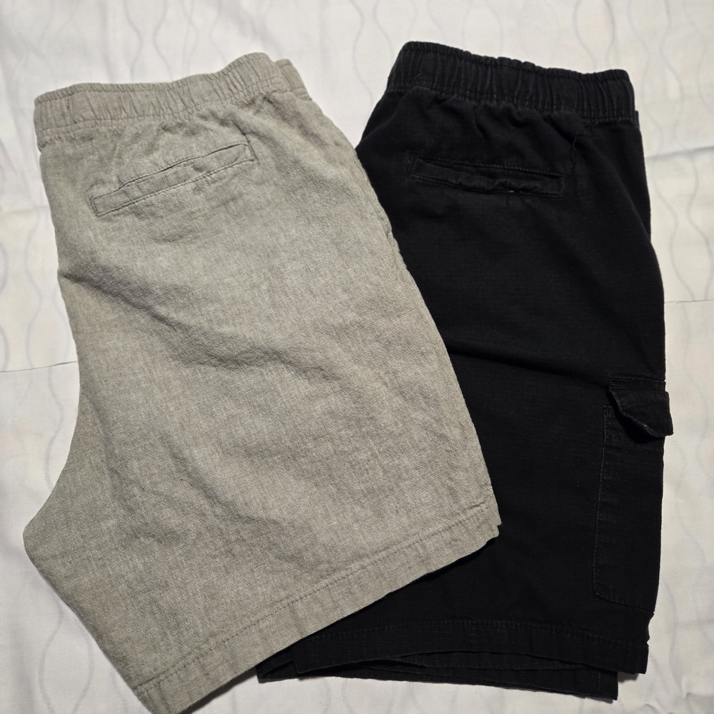 Bundle (2) Mens Shorts